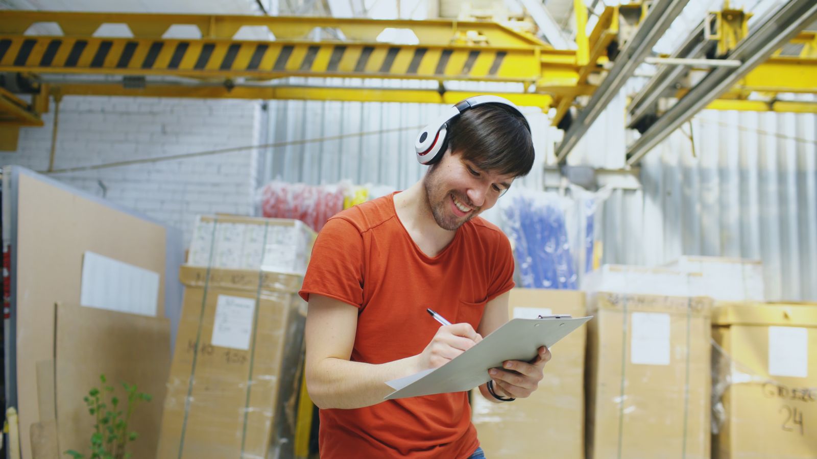 Representative freight operation for the Roadrunner Freight Review: LTL Network and Service Questions evidence profile